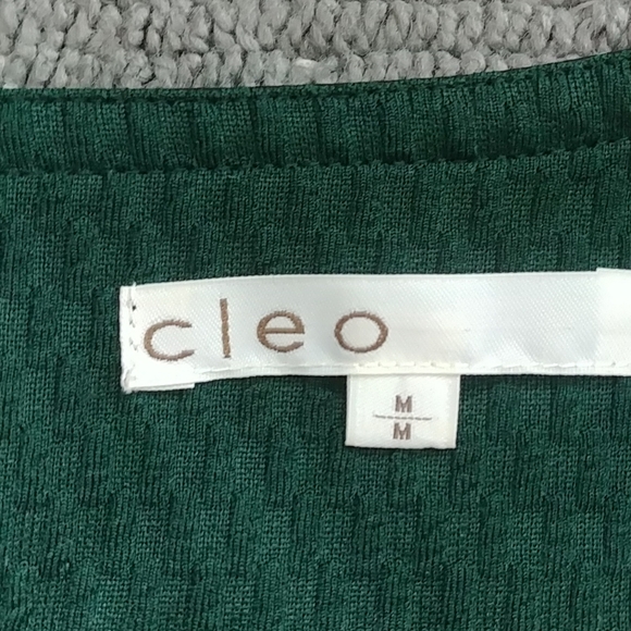 2/$16 CLEO ¾ SLEEVE & SLEEVELESS TOP - Picture 7 of 15